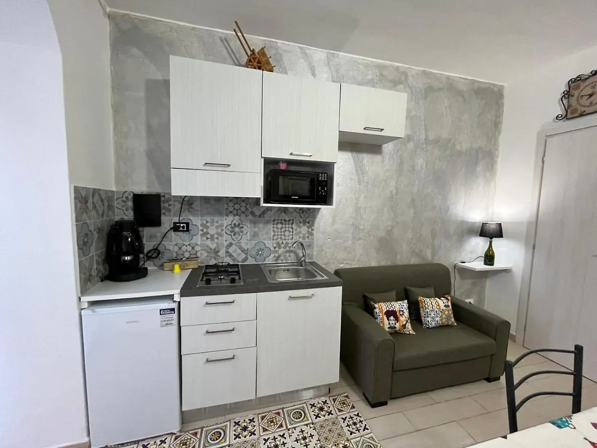 B&B Capo Palerme 0*,  Italie
